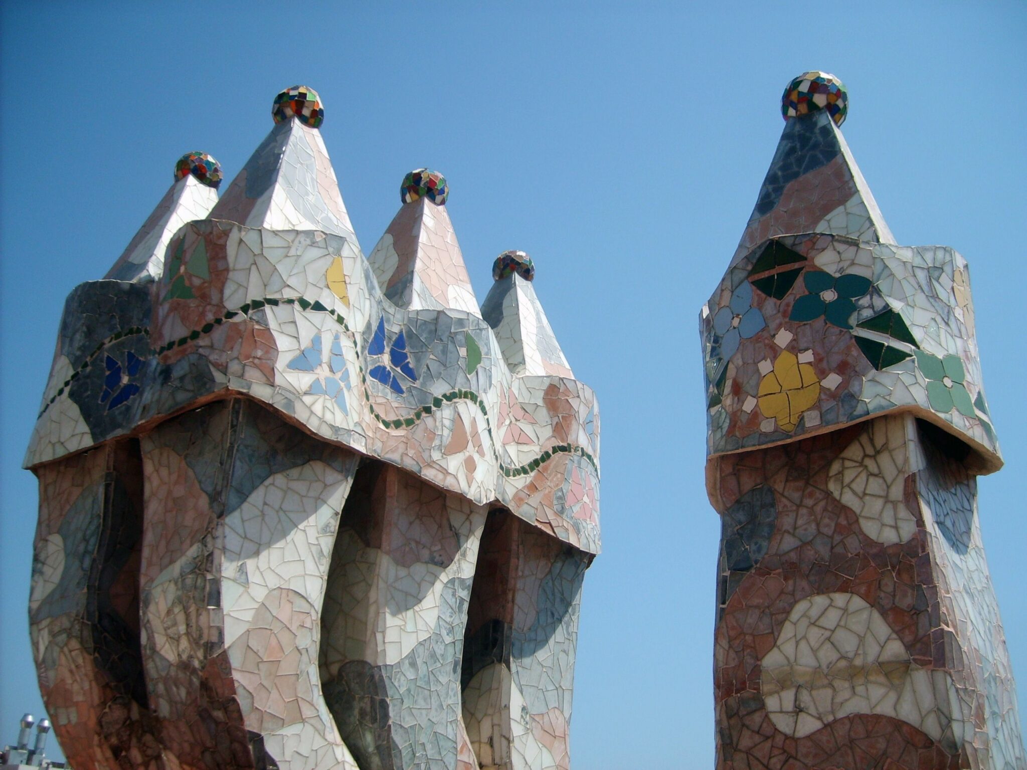 Todo lo que debes saber sobre la Casa Batlló de Gaudí | Lugaris